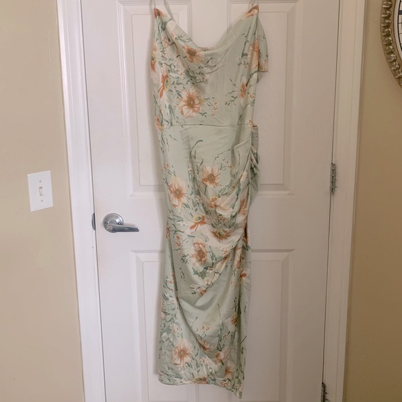 Floerns Plus Size Satin Cowl Neck Wrap Dress - Picture 7 of 10